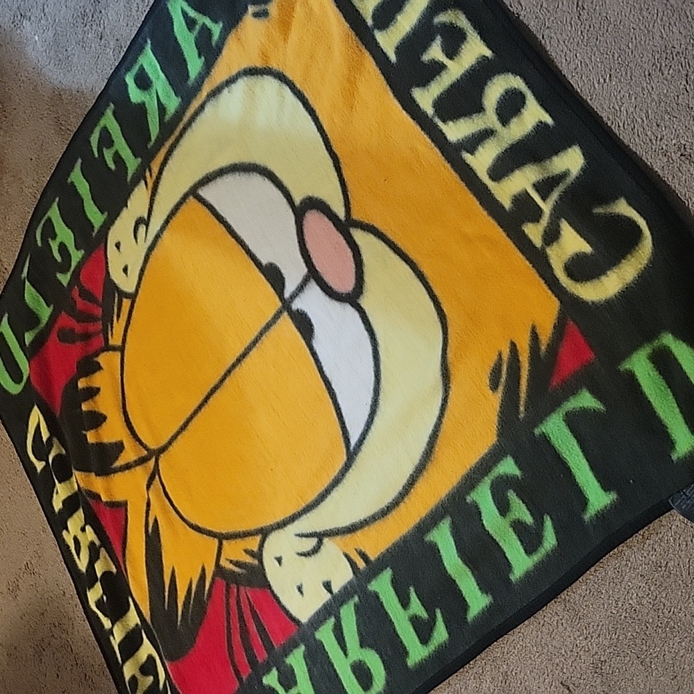 Garfield Fleece Blanket - Picture 2 of 3